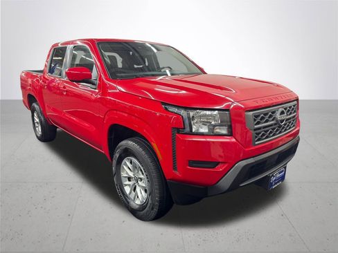 Used 2024 Nissan Frontier SV image 9