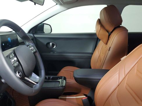 Used 2025 Hyundai Ioniq 5 SE RWD image 21