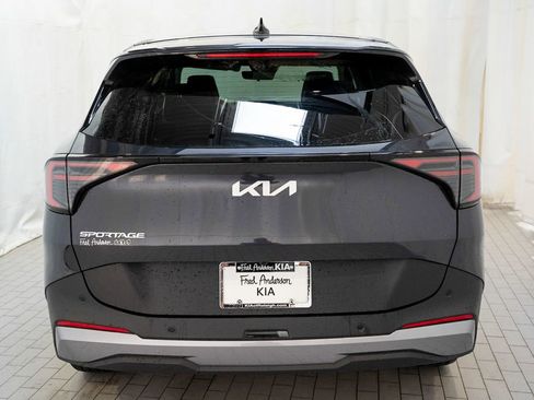 New 2026 Kia Sportage EX FWD image 5