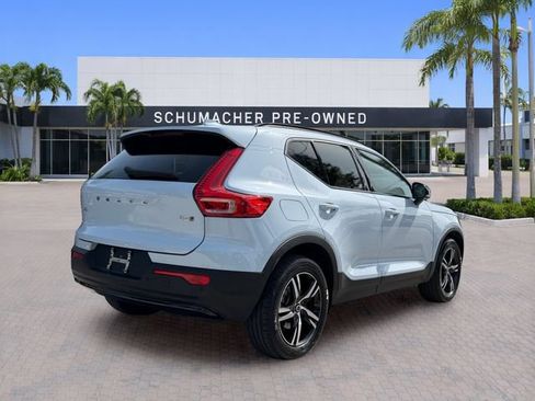 Certified 2024 Volvo XC40 B5 Core AWD/4WD image 7