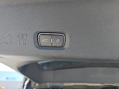 Used 2025 Ford Expedition Tremor AWD/4WD image 7