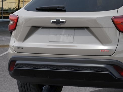 New 2026 Chevrolet Trax RS FWD image 15