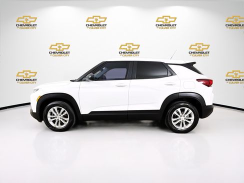 Used 2023 Chevrolet TrailBlazer LS FWD image 5