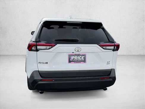 Used 2024 Toyota RAV4 LE image 6