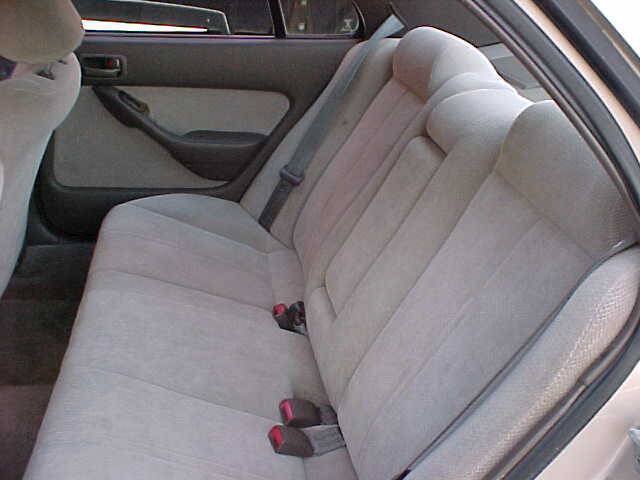 Used 1996 Toyota Camry LE w/ Elite Pkg FWD image 33