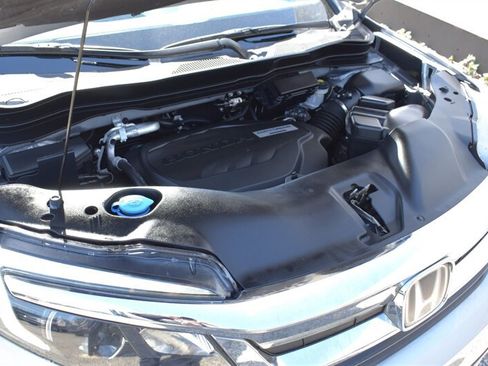 Used 2020 Honda Pilot EX image 28