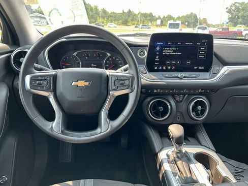 Used 2023 Chevrolet Blazer LT w/ Convenience Package AWD/4WD image 13
