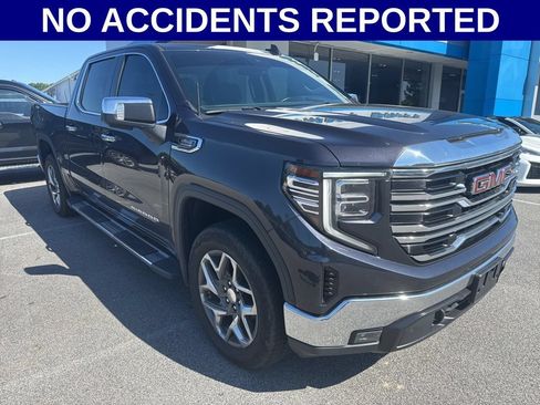Used 2022 GMC Sierra 1500 SLT w/ SLT Premium Package AWD/4WD image 2