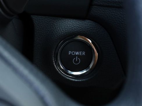 Used 2025 Toyota RAV4 XLE image 8