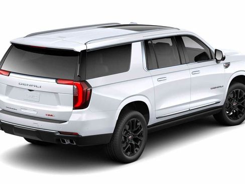 New 2026 GMC Yukon XL Denali w/ Sun & Power Step Package AWD/4WD image 34