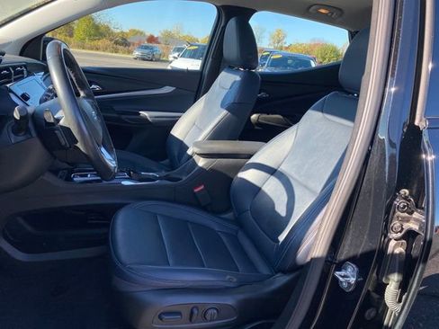 Used 2023 Chevrolet Bolt EUV Premier w/ Sun & Sound Package image 16