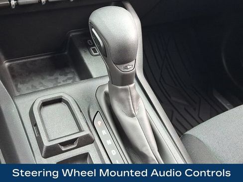 Used 2024 Chevrolet Colorado W/T RWD image 9
