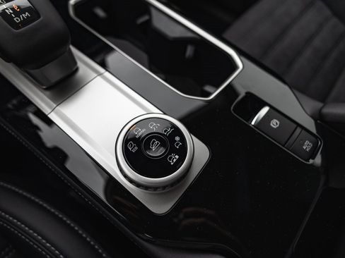 New 2026 Mitsubishi Outlander Trail Edition image 16