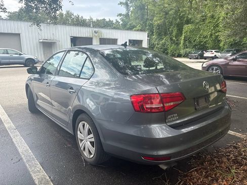Used 2015 Volkswagen Jetta TDI S FWD image 5