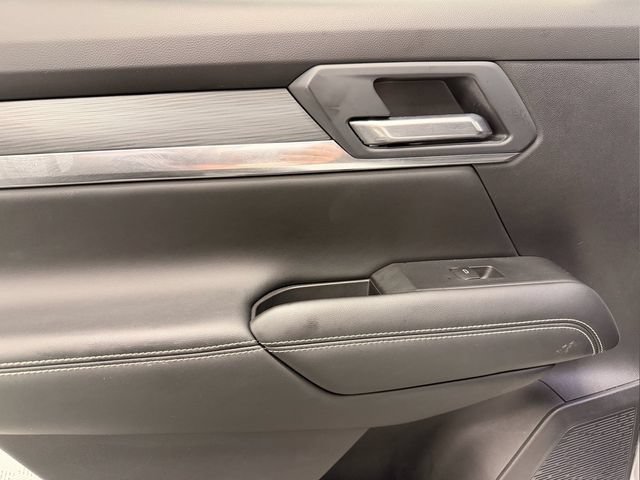 Used 2026 GMC Terrain Elevation FWD image 19