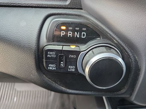 Used 2022 RAM 1500 Big Horn AWD/4WD image 42