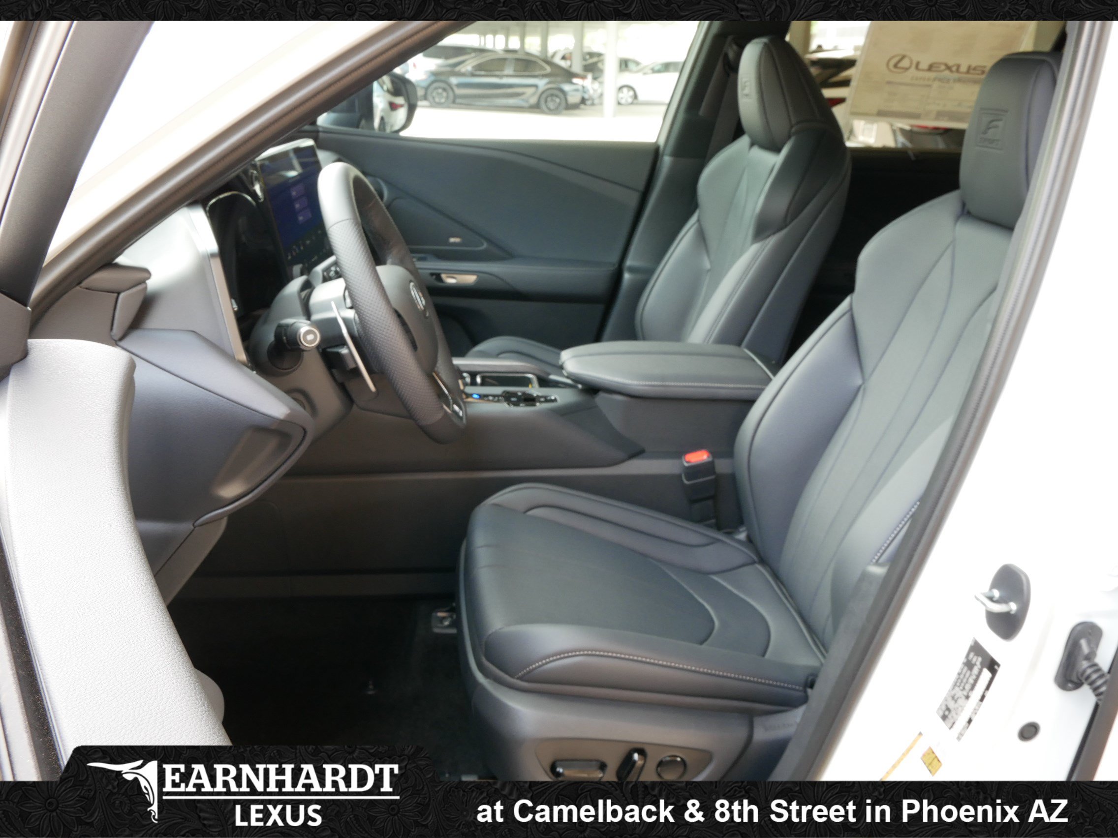 New 2026 Lexus TX 500h AWD w/ Technology Package image 2