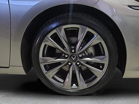 Used 2020 Lexus ES 350 F Sport w/ Accessory Package 2 FWD image 9