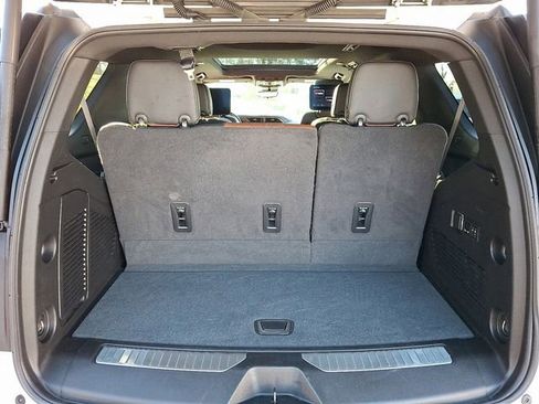 Used 2023 GMC Yukon Denali Ultimate image 30