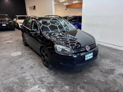 Used 2013 Volkswagen Jetta TDI FWD image 2