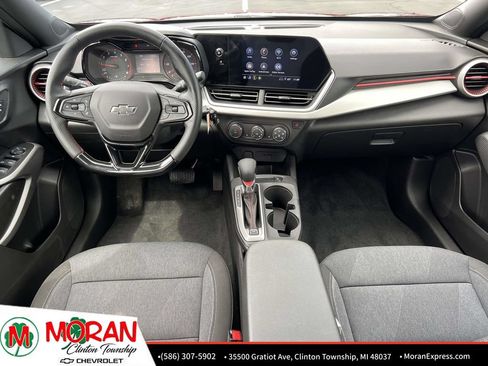 Certified 2024 Chevrolet Trax RS w/ Driver Confidence Package FWD image 14