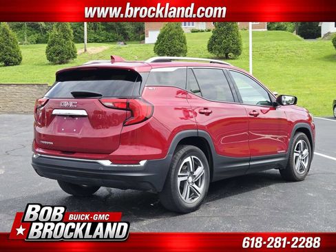 Used 2021 GMC Terrain SLT FWD image 3