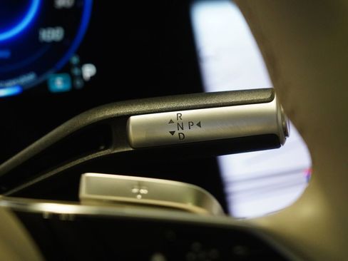 Used 2023 Mercedes-Benz EQS 580 4MATIC Sedan image 20