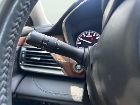 Used 2022 Subaru Outback Touring XT image 24