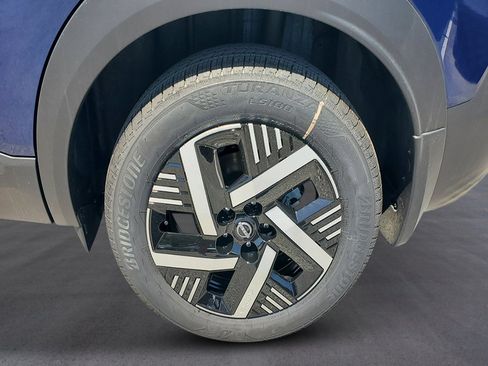 New 2026 Nissan Kicks SV w/ SV Premium Package FWD image 11