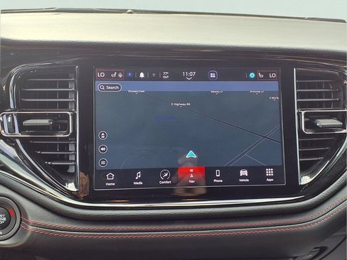 Used 2025 Dodge Durango GT AWD/4WD image 4