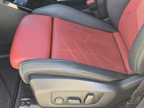 Used 2023 BMW X1 xDrive28i w/ Premium Package image 22