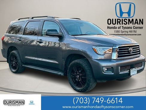 Used 2018 Toyota Sequoia TRD Sport image 1