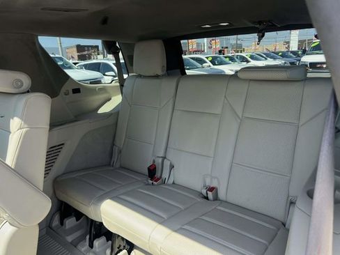 Used 2023 Cadillac Escalade Sport Platinum w/ LPO, ONYX Package image 12