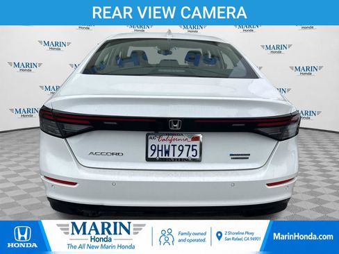 Used 2023 Honda Accord Touring image 3