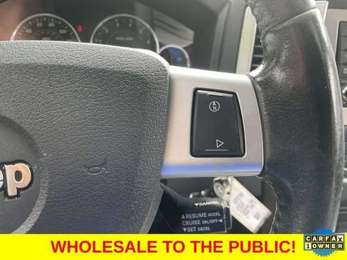 Used 2010 Jeep Grand Cherokee Laredo RWD image 26