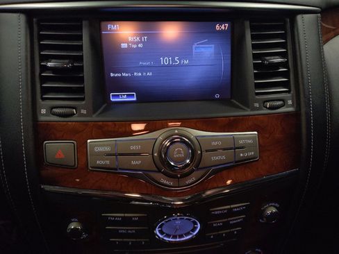 Used 2015 INFINITI QX80 2WD w/ Deluxe Technology Package image 25