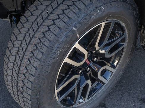 New 2026 GMC Sierra 1500 AT4 w/ AT4 Premium Package image 13