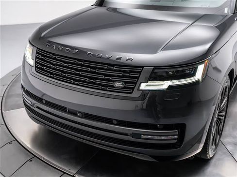 Used 2025 Land Rover Range Rover SE AWD/4WD image 30