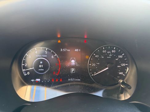 Used 2023 Nissan Kicks SV FWD image 10