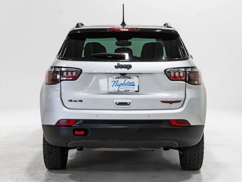 Used 2025 Jeep Compass Trailhawk AWD/4WD image 31