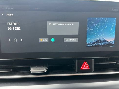 Used 2026 Kia Carnival FWD image 21