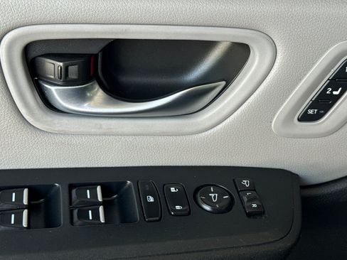 Certified 2023 Honda Pilot Elite image 13