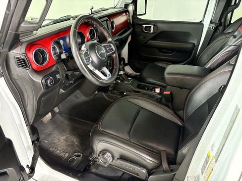 Used 2023 Jeep Gladiator Rubicon w/ Cold Weather Group image 19