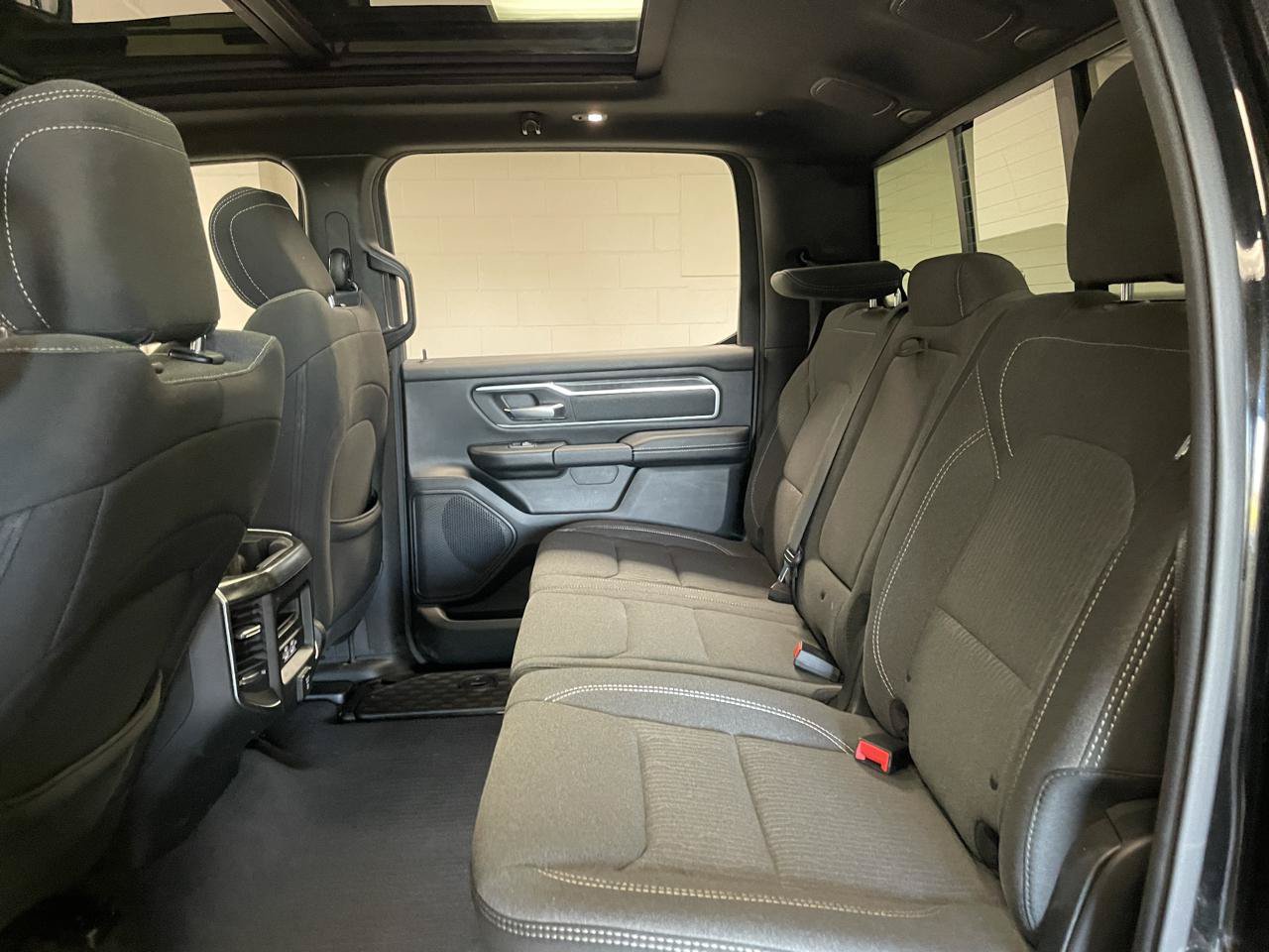 Used 2019 RAM 1500 Big Horn AWD/4WD image 14
