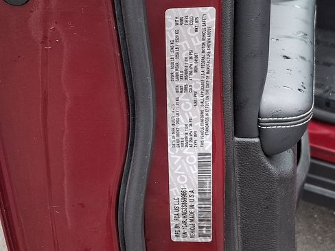 Certified 2025 Jeep Grand Cherokee Altitude AWD/4WD image 26