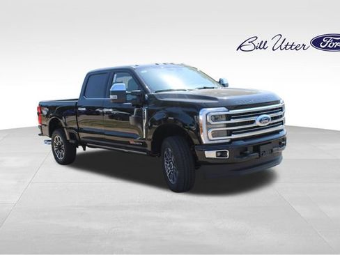 New 2026 Ford F250 Platinum w/ Platinum Plus Package AWD/4WD image 2
