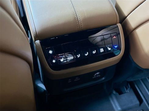 Used 2024 INFINITI QX60 Autograph image 32