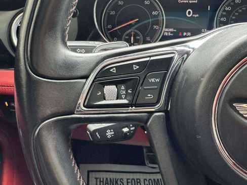 Used 2018 Bentley Bentayga AWD/4WD image 35