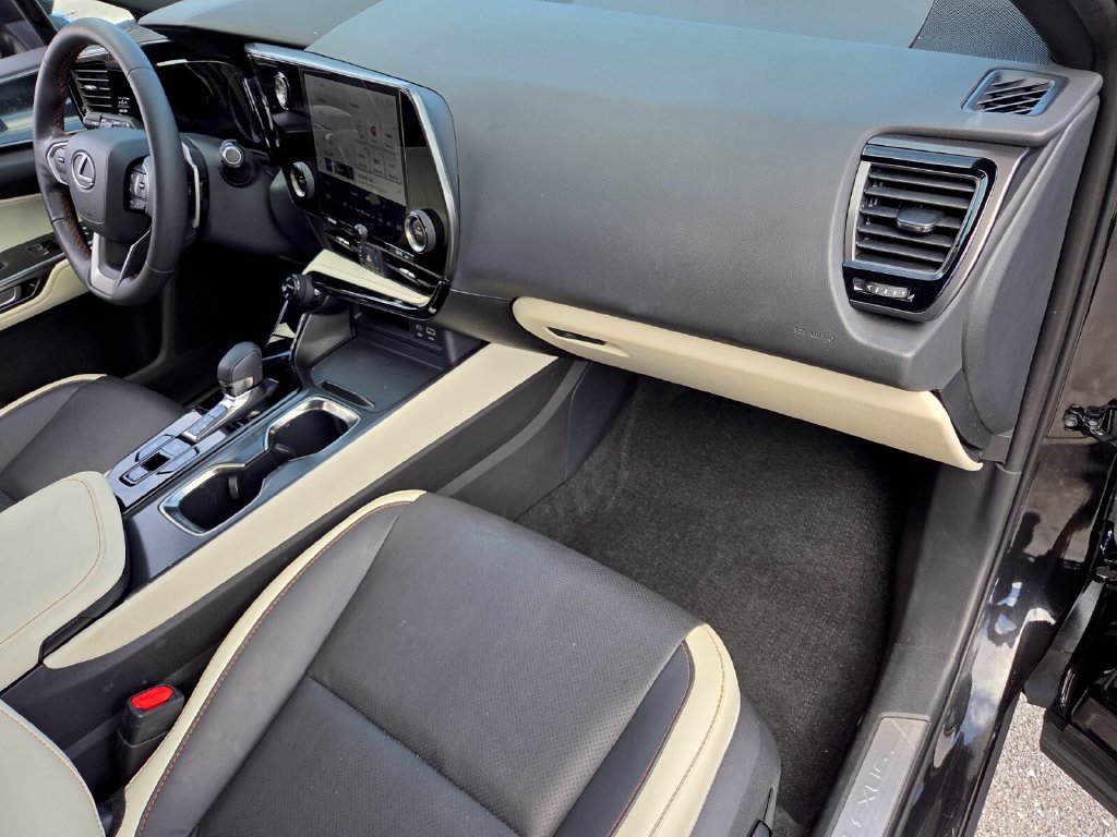 Used 2024 Lexus NX 250 FWD w/ Cold Area Package image 17