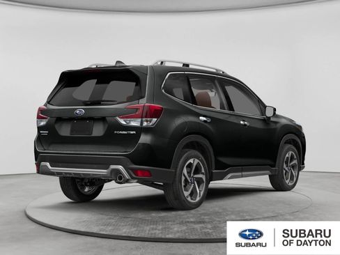 Used 2023 Subaru Forester Touring AWD/4WD image 2